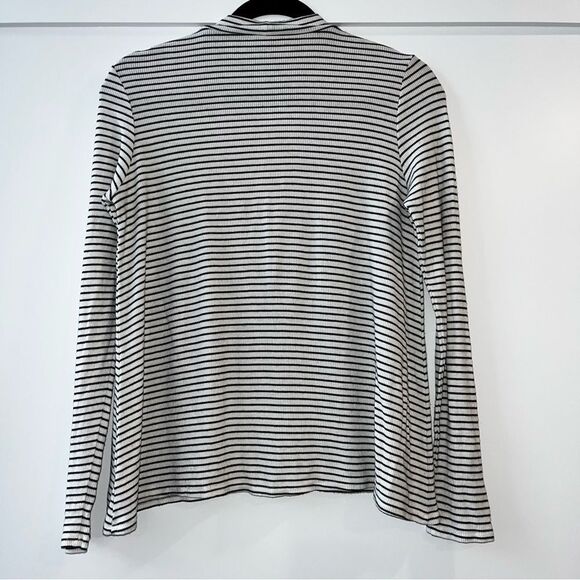 American Eagle Soft & Sexy Striped Mock Neck Long Sleeve Size M - Picture 7 of 7